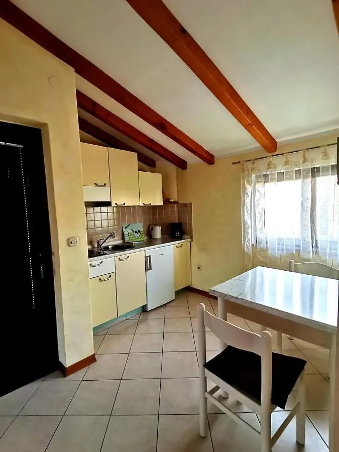 Affittacamere Lovely Family House Robi Rovigno