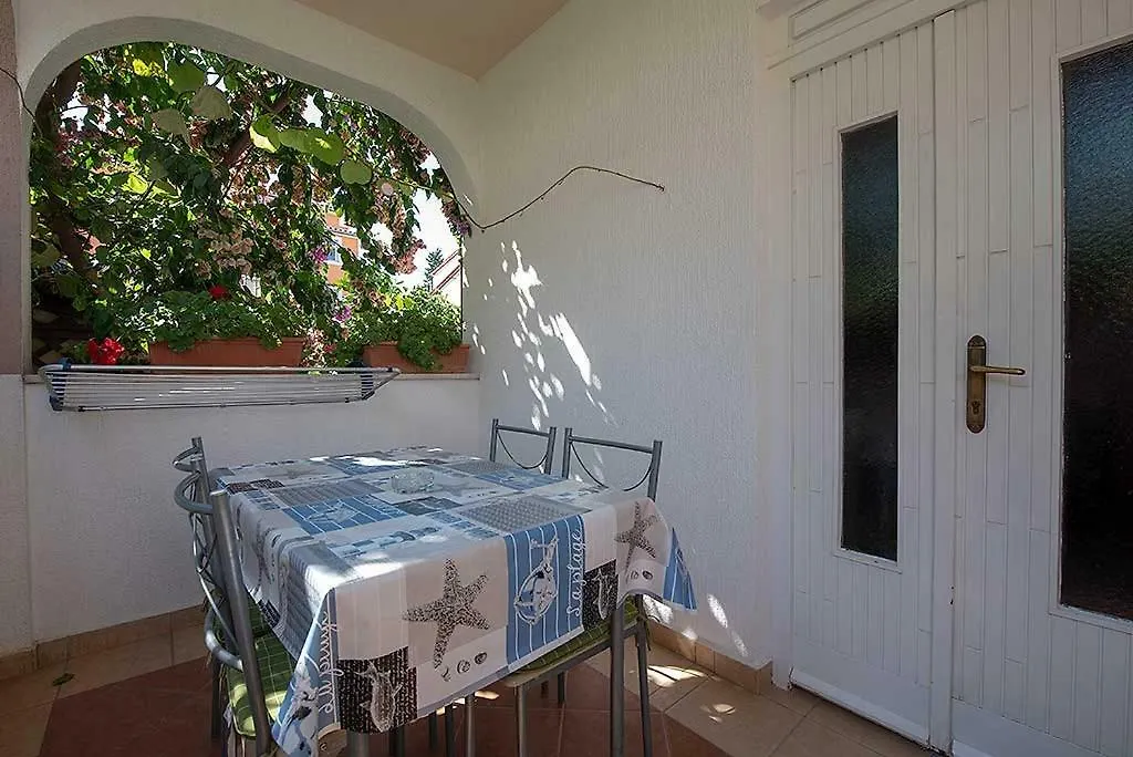 Lovely Family House Robi Rovigno